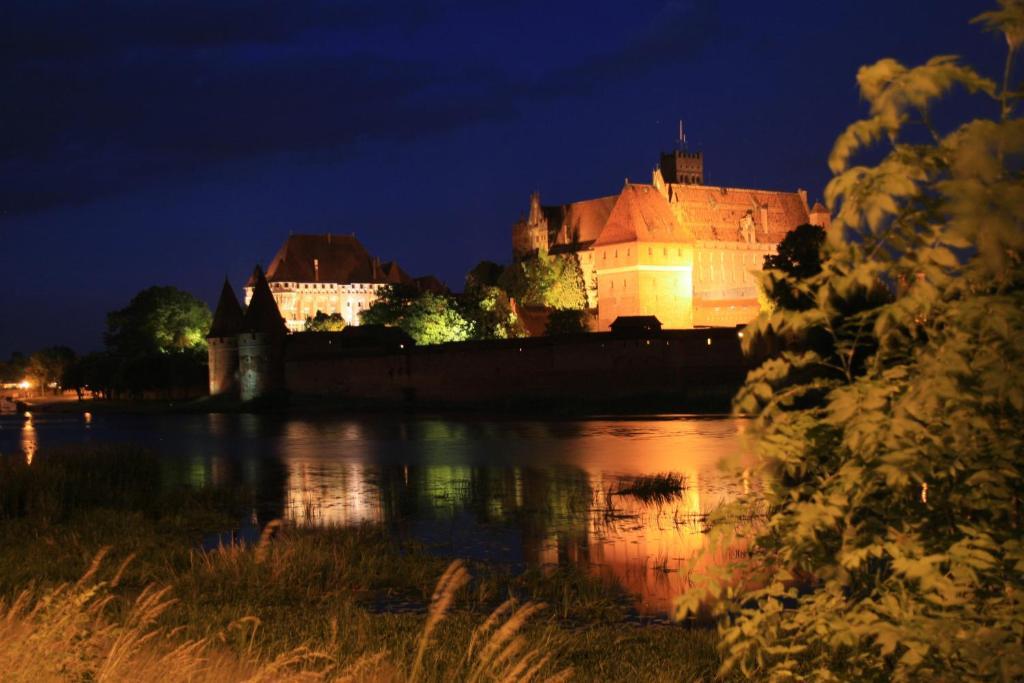 Edmar Bed & Breakfast Malbork Exterior photo