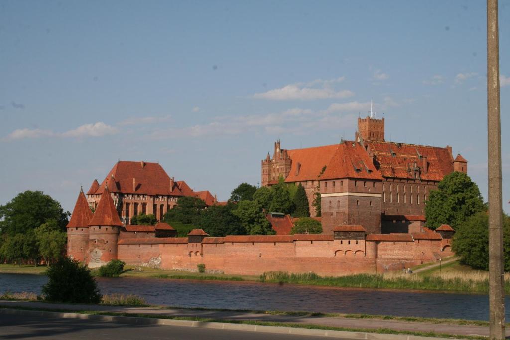 Edmar Bed & Breakfast Malbork Exterior photo